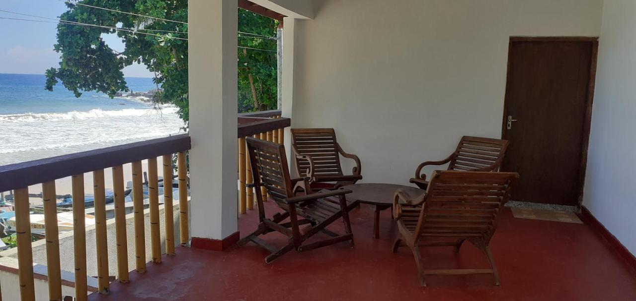 Kiralawella Beach Inn Matara Exterior photo